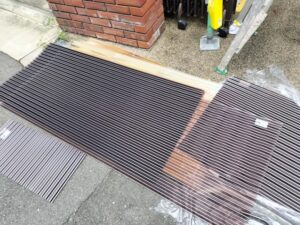 採寸して波板をカット