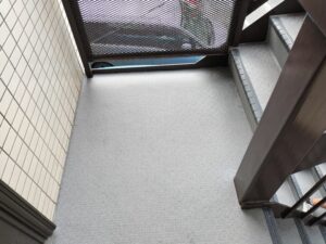 タキステップの貼り換え長尺シート