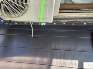 下屋根葺き替え工事　２