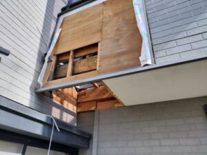 ベランダ壁下地