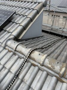 尼崎市 屋根塗装 施工前 屋根の色あせと劣化状態