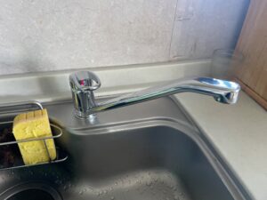尼崎市 キッチン水栓交換後の新しいワンホール混合水栓