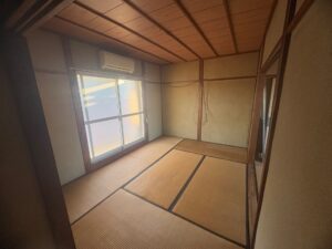 尼崎市 和室から洋室リフォーム前の畳の状態