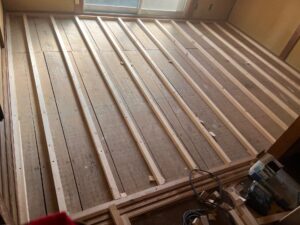 尼崎市 和室から洋室リフォーム 下地調整の様子