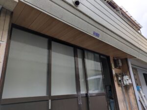 大阪市 軒天 木下地交換後 張り替え完了の仕上がり