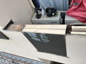 外壁造作工事による復旧作業の様子
