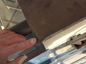 尼崎市 笠木雨漏り修理前の施工状況