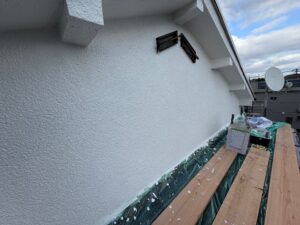 尼崎市にて外壁補修完了後の様子