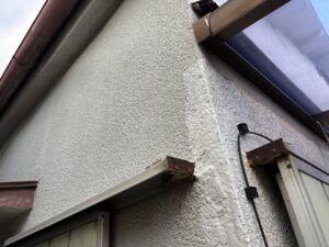 尼崎市にて外壁穴補修後の仕上がり