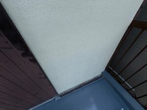 尼崎市で行った外壁雨漏り修理工事の施工事例