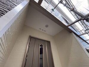 尼崎市の外壁塗装工事　塗り替え後の建物外観