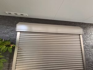 尼崎市の外壁塗装工事　塗装後の庇