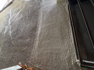尼崎市でサッシ雨漏り修理と外壁補修が完了した施工事例