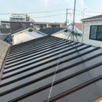 尼崎市の屋根塗装工事施工事例｜金属屋根の施工後