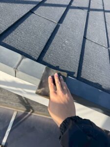 尼崎市の屋根塗装工事で行ったケレン作業