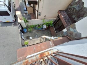 塗装前の庇の状態