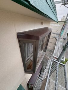 西宮市の外壁塗装工事完了後の住宅外観