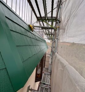 西宮市の屋根塗装工事完了後のスレート屋根