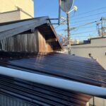大阪市でベランダ屋根のポリカ波板交換工事を行った施工後の様子