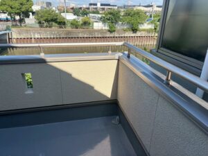 尼崎市 ベランダ雨漏り修理後のバルコニー