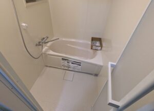 尼崎市で浴室漏水修理を行いユニットバス交換を実施した施工事例