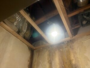 尼崎市 トイレ内装工事 天井・壁下地補強
