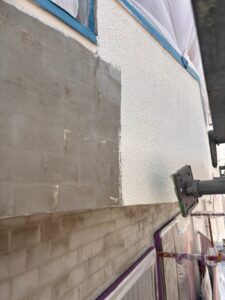 尼崎市 外壁塗装の下塗り施工