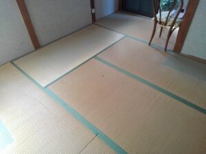 尼崎市で和室を洋室にリフォームする前の畳の部屋