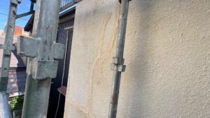 尼崎市でVカット補修と塗装を行った外壁